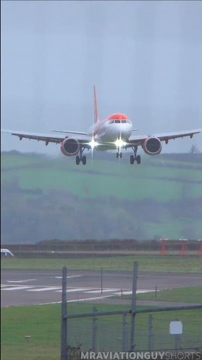 Funny Pilot-ATC exchange after bumpy landing! 😂📡🌩️