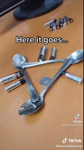 How to make a coin move with battery power 😬😳🤯 #whatilearned #magic #magician #fyp