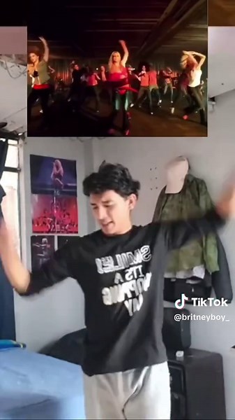 Experience the Dance Moves of Britney Spears' 'Slave 4 U'