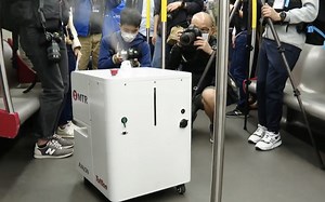 MTR introduces robots to clean trains amid coronavirus outbreak | Coconuts