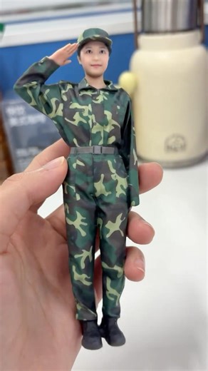 Want to start your own 3D real-person figurine business? We’re here to help!