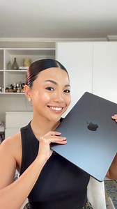308K views · 947 reactions | Unboxing my Macbook Pro M4 and Iphone 16 Pro Max From Jadid Gadgets !! #macbookpro #iphone16promax #unboxing | Michelle Dy Official | Facebook