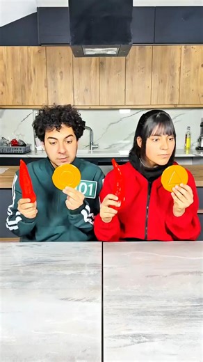 The reverse cookie and chili game 😜🍪🌶️