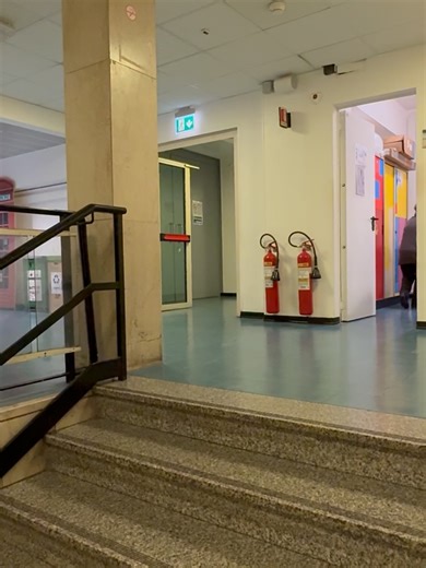 Ingrid Muccitelli on Instagram: "Giornata un po’ uggiosa… noi l’abbiamo ravvivata così 🌈 Team ❤️ @rapuano.rosaria @loredanaciceromakeup @paolomeloro pic by @vivianagrosso11 @beatricebitalia"