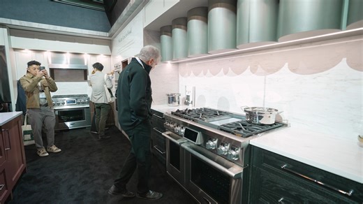 Discover Signature Kitchen Suite's latest transitional series appliances! Sleek matte stainless steel design with advanced features like LED shelving, smart inverter compressor, and energy-efficient induction cooktop. Elevate your kitchen with luxury and technology! designtvbysandow.com/programs/signature-kitchen-suite-kbis-2024 Signature Kitchen Suite #LuxePartner | Luxe Interiors Design