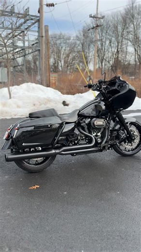 THE DYNA DUDE on Instagram: "2021 Road Glide Special $27500. 9k miles. 122Hp/128Tq. Mint condition, all brand new parts. Financing available. 117” SE Big bore SE 498 cam SE clutch springs D&D long pipe Fox racing front suspension Ohlins rear shocks Arlen ness risers / gauge relocation Arlen ness top tree CVO flash ignition Arlen ness oversized rotors Klockwerks windshield( your choice between two sizes ) Crossthread foot controls Trask derby cover Hogworks headlights Nastyhogs chopped bags Nasty