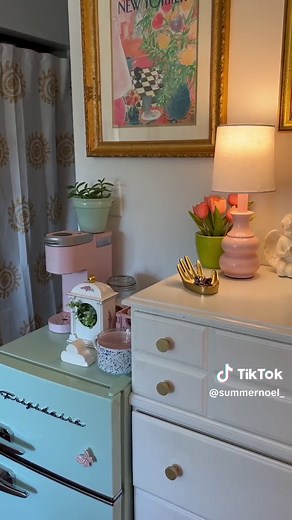 Cozy Dorm Room Tour: Creating a Home Away from Home