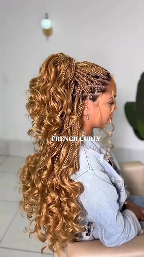 Wholesalexpressions on Instagram: "French curl braids in color 27, you can recreate this look with our darling empress curly braids ✨✨✨#frenchcurlsbraids #protectivestyles #hairvendoruk #prestretchedhair #wholesalebraidinghair #londonbraider #braidingbundles #ukhairbraider #hairinspo"