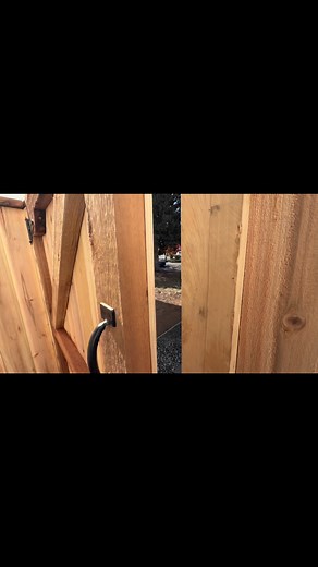 Full Landscaping, Plus 220 ft. 6ft. Cedar Fence Installation Dreamscapes Landscaping LLC. | Dreamscapes Landscaping LLC.