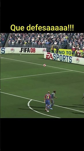 Fifa 08 goleiro impede golaço de Ronaldinho Gaúcho #fifa08 #goldefalta #ronaldinhogaúcho