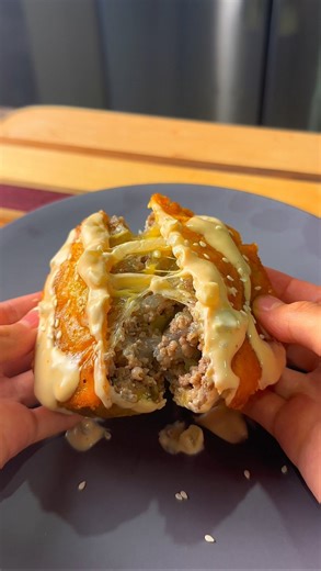 KloPoKitchen on Instagram: "You’ll definitely be flying after eating this This is In-n-outs Flying Dutchman at home but even better 🧅 This is part 18 of my Better than store bought series! It has Caramelized onion, crispy cheese crust, and served with the famous secret burger sauce 🍔 This is so delicious, you’ll never need to go to In-n-out again. RECIPE: - rice paper - cooked ground beef 🥩 - shredded cheddar cheese or American 🧀 - diced pickles 🥒 - onion 🧅 Burger sauce: - 1/3 cup mayonnai