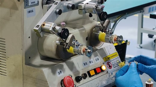 直流接触器双线圈脉冲驱动/Dual-coil Pulse Drive Technology