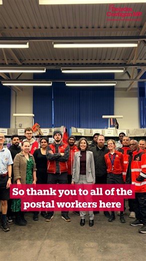Our posties at Hanwell Royal Mail delivery office are working hard to get our cards & presents delivered on time this Christmas🎄📬 But the best present this week is the Employment Rights Bill passing this week in Parliament - giving workers in Ealing Southall stronger rights! | Deirdre Costigan MP