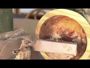 FINISHING ROUGH-TURNED BOWLS woodturning with Sam Angelo