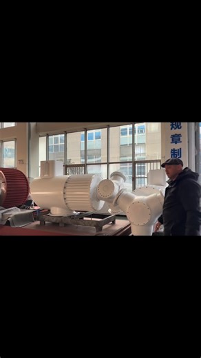 VETER | ВОЗОБНОВЛЯЕМЫЕ ИСТОЧНИКИ ЭНЕРГИИ | ВЕТРЯКИ on Instagram: "Вітряк потужністю 100 кВт, лопаті 11 метрів та щогла 30 метрів. Ціна у Китаї 90 тис $, терміни виготовлення – 1 місяць. Ветряк мощностью 100 кВт, лопасти 11 метров и мачта 30 метров. Цена в Китае 90 тыс $, сроки изготовления - 1 месяц. #возобновляемаяэнергия #бизнес #солнечныепанели #ветрогенератор #турбина солнечныебатареи мачта завод инверторы аккумулятор производство Китай лопасти молдова оборудование ветроколесо ротор ветряк м