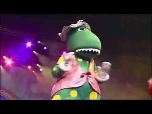 Romp Bomp A Stomp (Live)