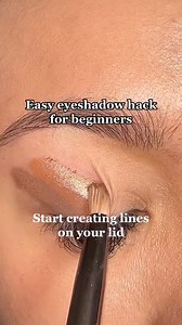 2.1M views · 7.8K reactions | Struggle with eyeshadow? Try this easy hack for a flawless look every time! ✨ #MakeupHacks #BeginnerFriendly #IPSY | IPSY | Facebook