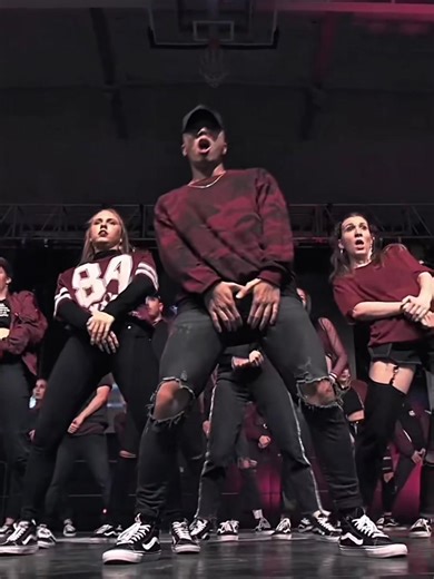 Learn Hip Hop Dance Moves on TikTok