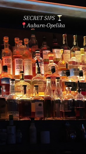 Sippin’ all summer long! Grab a cocktail at one of these tucked away spots in Auburn-Opelika!#auburnopelika #traveltiktok #speakeasy #southern #auburn #opelika