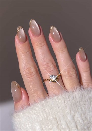 Champagne Glass Nails: New Year's Celebration Ideas