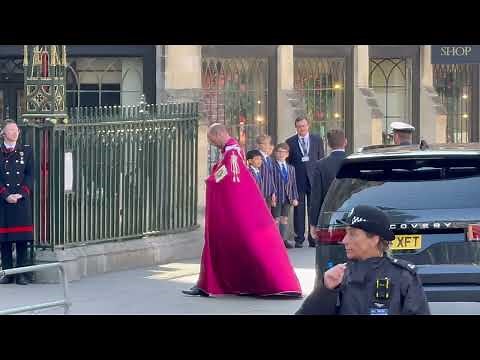 Prince William & King Charles Arrive at Westminster Abbey in Big Red Cloaks | Full Video