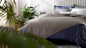 Watch summer quilt set on Amazon Live