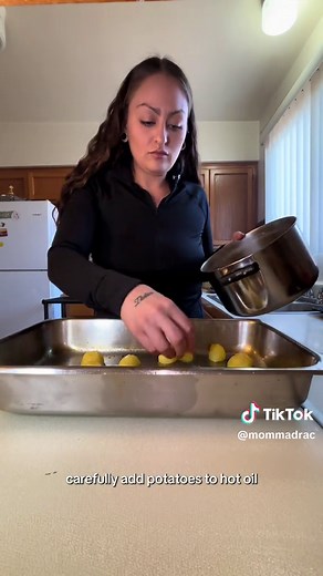 Crispy Garlic Parmesan Potatoes Recipe