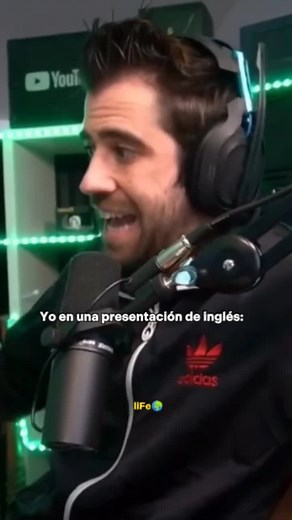 JAJAJ no puedo con estos clips 😂💋|| #calvos #parati #xyzbca #twitch #fypシ #tiktok #auronplay #auronplayclips #ingles #clipstwitch •