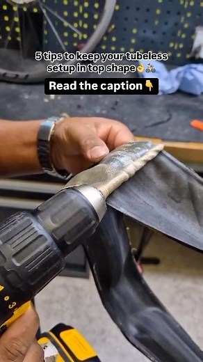 Over time, sealant buildup can impact the performance of your tubeless tires. Here’s a quick guide to keep them clean and rolling smoothly: 1️⃣ Deflate & Remove – Release all air and carefully unseat the tire from the rim. 2️⃣ Scrape Away Sealant – Use a soft brush or cloth to remove old, dried sealant from the tire and rim. For tougher spots, Muc-Off Glue & Sealant Remover works wonders! 3️⃣ Inspect & Clean – Check for any damage, then wipe down the rim and tire interior to clear away remaining