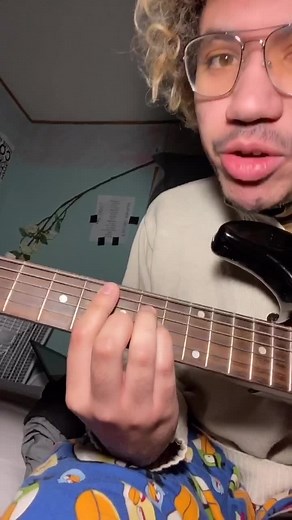 Learn to Play Disco by Surf Curse on Guitar