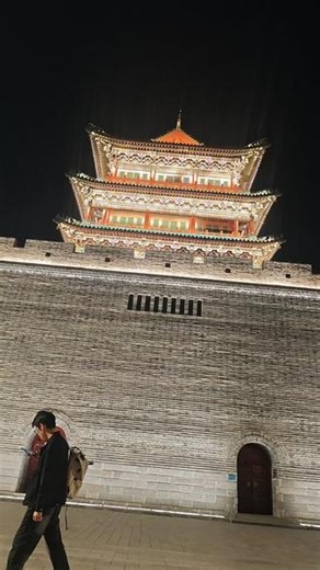 这波卡点，直接拿捏#就这个斯皮 #突然出现