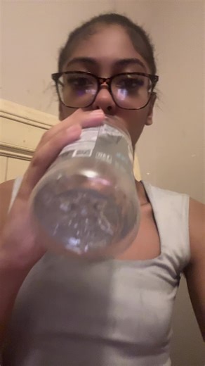 Kylie Jenner Lip Challenge Explained: Tips and Safety