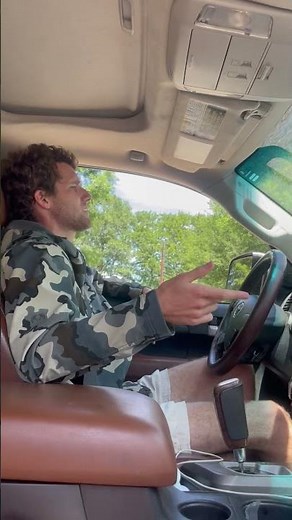 Young MC – Bust A Move (Live Car Session) 🎤🚗🔥