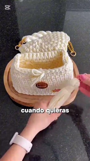 How to learn to knit cute t-shirt yarn bags at home