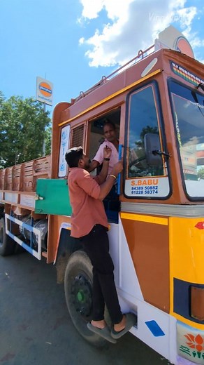 VINOTH KUMAR V on Instagram: "For Booking 9606749096 8870218684 https://www.instagram.com/vocautomotiveindiapvtltd?igsh=MWNraDdpbHl4cTB6YQ== Address: 8/5-1, jothi complex, Nainampatti, Salem main road, attayampatti 637501. Landmark : Below EQUITAS BANK. VOC Automotive - Revolutionizing Two-Wheeler Service Across South India For the first time in the two-wheeler industry, VOC Automotive offers comprehensive repair and maintenance services for all brands under one roof. With over 100 service cente