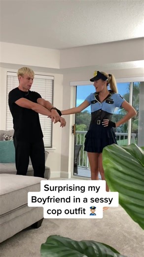 There’s a new sheriff in town 😉👮🏼‍♀️ #hunnaxlib #couple #couplecomedy #reaction #prank #roleplay #funny #foryou #fyp