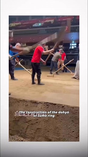 The construction of a Sumo Wrestling Ring | Follow History Zone For more #China #construction #stories #facebook #instagram #historyfacts #style #photooftheday #story #sumo #wrestling #ring | History Zone