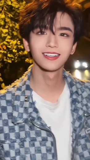 Smile can heal everyone's heart like a flower fairy.#smile