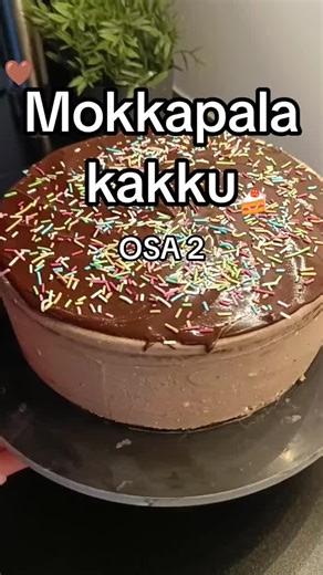MOKKAPALAKAKKU (osa 2) 🍰🤎 Muisto 6.11.2023 #mokkapalakakku #suklaa #suklaakakku #mokkapala #resepti #herkku #🍰 #🤎 #gluteenitonleivonta #glutenfree #gluteeniton #cakerecipe #chocolatecake #recipe #leivontatiktok #fyp #sinunsivuille #sinulle #muisto