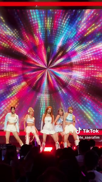 BlizzCon 2023: Fire in the Belly Choreo with Le Sserafim