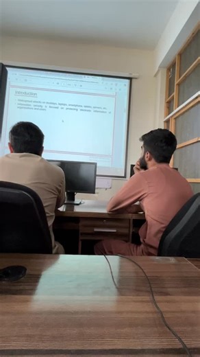 1.6K views · 31 reactions | My camera lens eyes❤️|| #viral #réel #trendingreels #trending #reelsinstagram #funny #university | مہر آصف پاتوانہ | Facebook