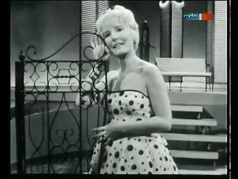 Petula Clark - Monsieur
