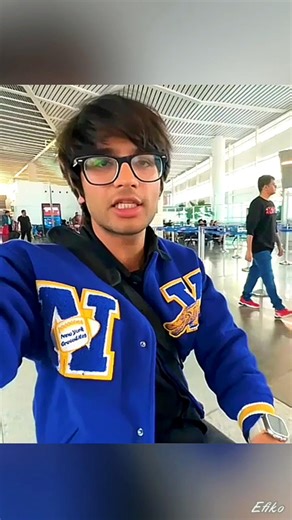 👉 Piyush Caused Chaos at Airport 😱