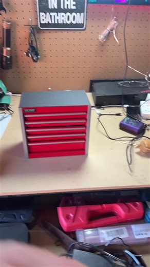 Discover the Mini VEVOR Tool Box