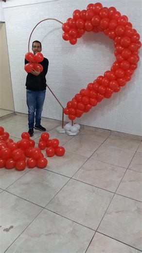 DIY ARCO DE BALÃO 😍 em formato coração - faça você mesmo de cano PVC como fazer. #diy #facavocemesmo #arcobalao #coracao #decoracaodebalaoes #festa #comofazerarcodescontruido #dicas #decoracaoaniversario