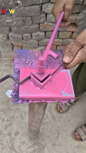 Fastest Iron Bending Tool Ever Made ⚡ #shorts