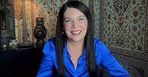 Actress Lauren Graham on new book and "Gilmore Girls"