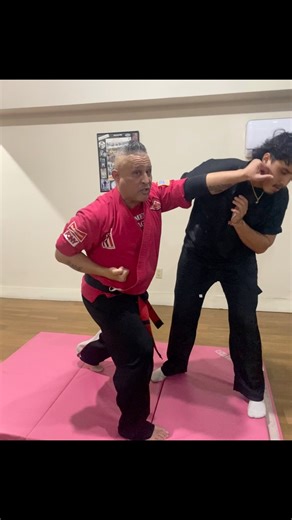 The “I.K.K.S. way” Explaining how to get Creative with the most simplest of Ed Parker KENPO Technique - as a Former Battle Tested Professional Fighter I’ve been experimenting with these Techniques since the late 1990’s.. Sunday Feb. 8, 2026 taking a Simple Ed Parker American KENPO Technique and modify them into a more Practical way.. Independent Kenpo Karate System 🐉 | Manny Reyes Jr.