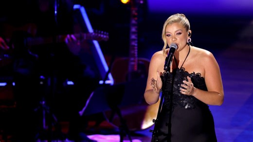 Lauren Alaina Speaks Out Against Body-Shaming Commenters: 'I’m Seething'