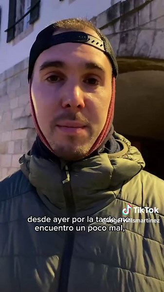 Camino de Santiago francés en bicicleta de montaña 🚵‍♂️ Etapa 1: Roncesvalles - Pamplona 😬 Etapa bastante dura para nosotros. Seguramente tuvo bastante que ver que había una variante más sencilla para bicicletas y nosotros hicimos entero el camino de los peregrinos a pie (por equivocación, aunque de eso nos hemos enterado 5 días más tarde 😂). A lo largo de los próximos días iré subiendo todas las etapas, una a una, a medida que las vaya superando y editando ☝️ Espero que disfrutéis esta serie